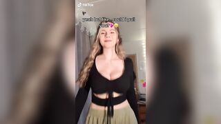 Hot TikTok: Listing Her Attributes ♥️♥️ #1