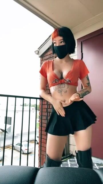 Krissyscx - Short Skirt Anime Booty Shake