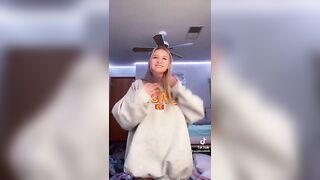 TikTok Girls: Showing A$$ For Clout #4