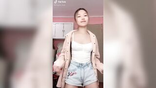 Petite and Sexy booty????