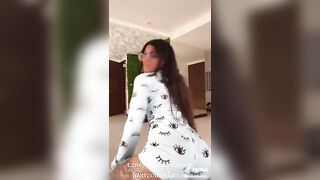 TikTok Girls: Good shake♥️♥️♥️♥️ #4