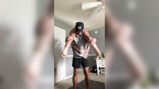 TikTok Feet: No type #2