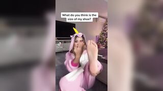 TikTok Feet: Itsbobabaee - Shoe size #2