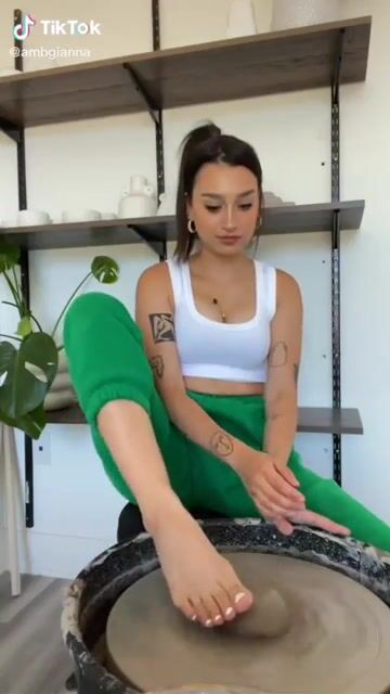 @ambgianna foot pottery. really good with clay