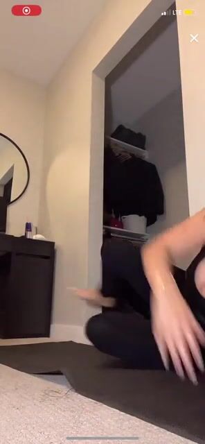 @ashsillusions live now doing yoga poses. Good sole shot I got.