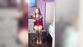 TikTok Feet: Latina white toes #1