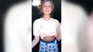 Sexy TikTok Girls: Just enough bounce #1