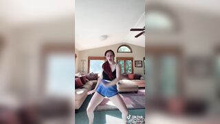 Sexy TikTok Girls: @ggingerbabies - quick boobslip #4