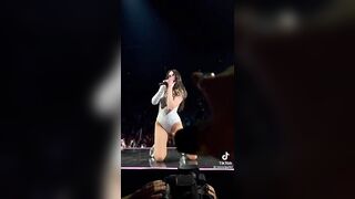 Sexy TikTok Girls: dua lipa #4