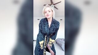 Sexy TikTok Girls: This buss it trend is amazing #1