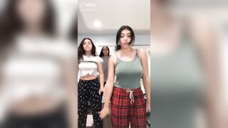 Sexy TikTok Girls: TikTok time, let’s take our bra off #1