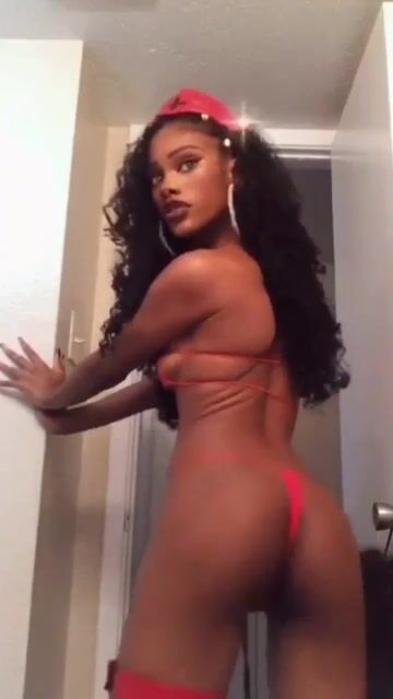 I wanna bounce this ass on you ;)