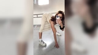 Sexy TikTok Girls: That mirror could be cleaner #2