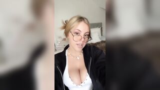 Sexy TikTok Girls: Nicki Osakk goddamn #1