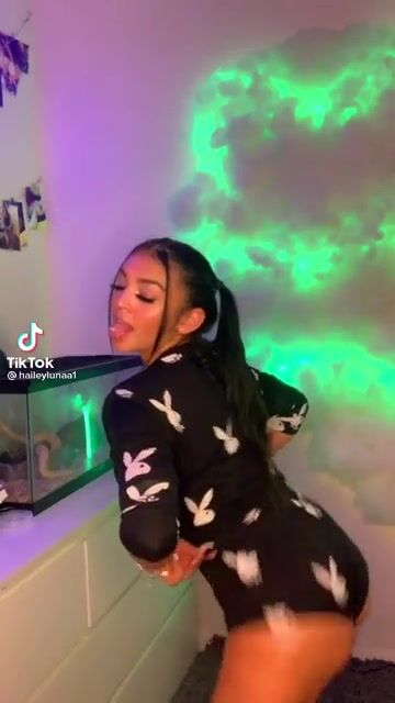 Talented lil cutie