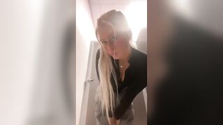 Sexy TikTok Girls: Nice white booty #1