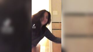 TikTok Feet: @isavbarr #1