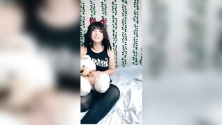 TikTok Feet: Girls show feet on live PT3 (and also selling stockings♥️♥️) #2