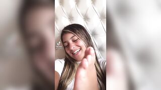 TikTok Feet: A good old "Hey" #2