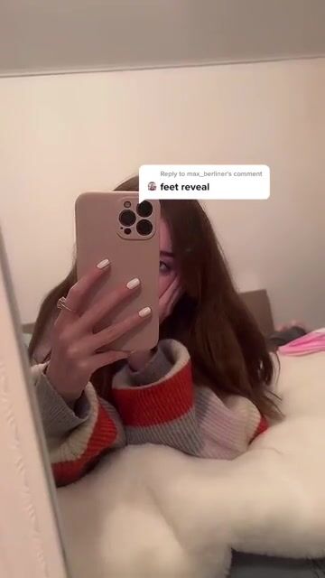 Merry Christmas, heres some feet