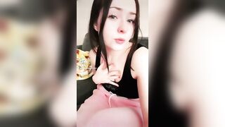 TikTok Feet: Kayleysbaby middle toe #1