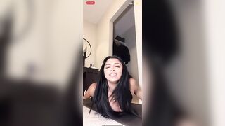 TikTok Feet: Really good shot of @ashsillusions in the pose with some toe curling near the end #4