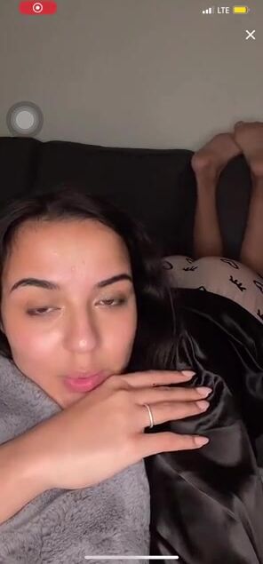 cutevaliii live from yesterday