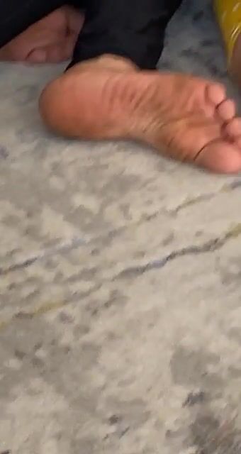 My cousins feet what would you do to them dm me