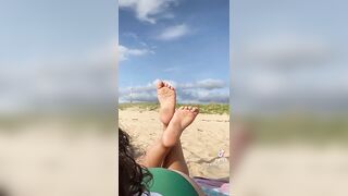 TikTok Feet: ☀️ sol, playa y arena ☀️ #3