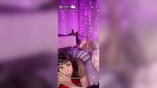 TikTok Feet: Josiesgrosie - girl showing feet #4