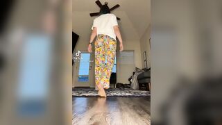 TikTok Feet: Some soles #2