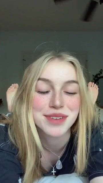 TikTokFeet - Video #6730