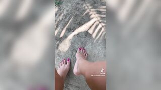 TikTok Feet: Pink nails #3