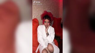 TikTok Clap: It do #2