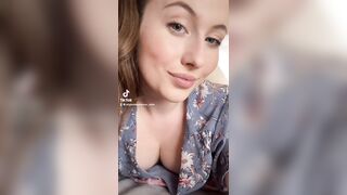 You should fuck me ????