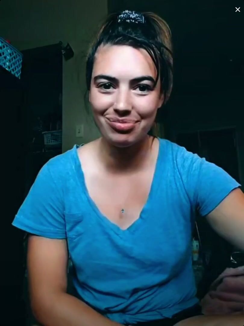 emilepeach15 flash on live