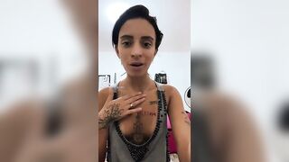 Tiktok Nipslips: When she pulls her shirt #1