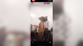 Caught a nip slip from the famous singer kmichelle