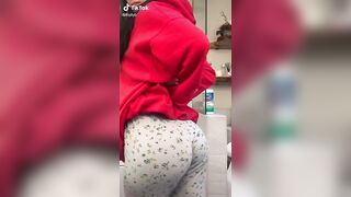 Hot TikTok: Those pants tho #3