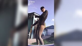 Hot TikTok: Incredible ass shake #2