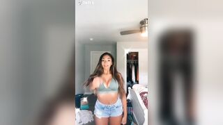 Hot TikTok: I Like Her Big _____ #2