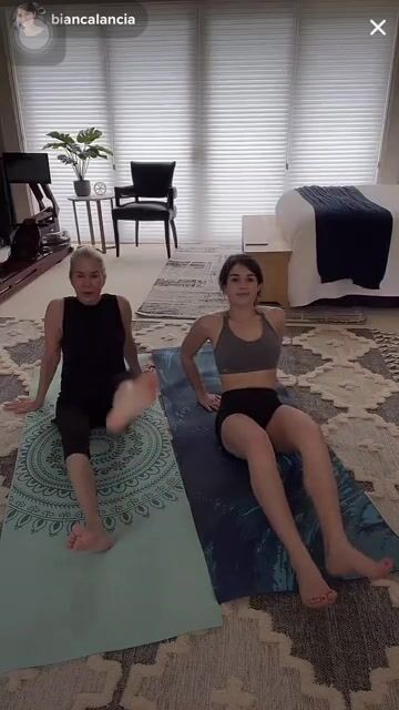 @biancalancia and her guest were live on a lovely wonderful workout Toesday!!