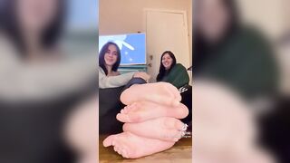 TikTok Feet: Soles sandwich #2