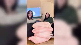 TikTok Feet: Soles sandwich #3