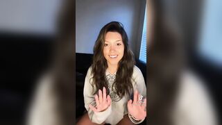 TikTok Feet: Anniemaytiddyz foot reveal #3