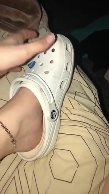 Shaylia in crocs ❤️