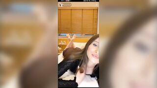 TikTok Feet: Dm me yo share feet pics #4