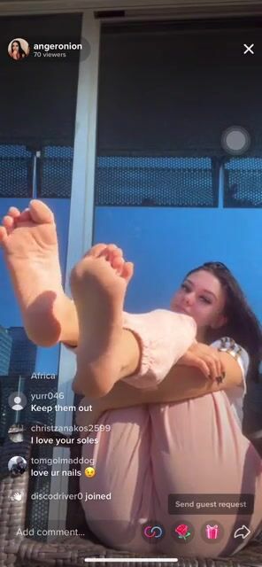 Live was like 20 + mins of her doing this ????