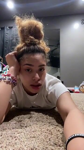 TikTokFeet - Video #2667