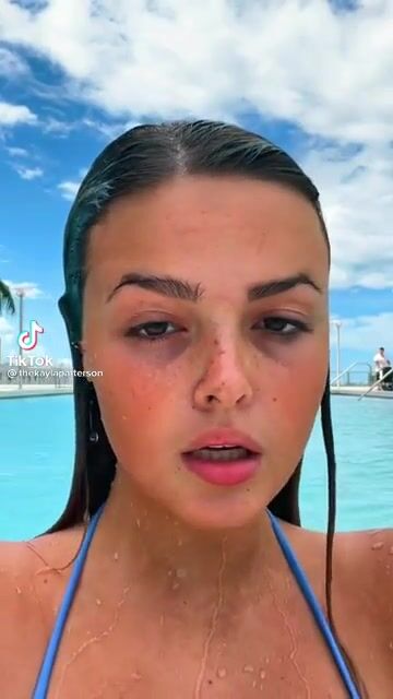 Kayla Patterson feet